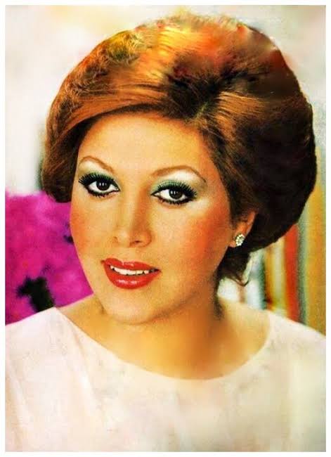 مهستـی