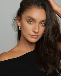 Carli McIntyre