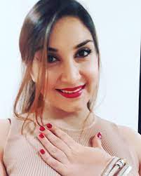 کاترین ایسا