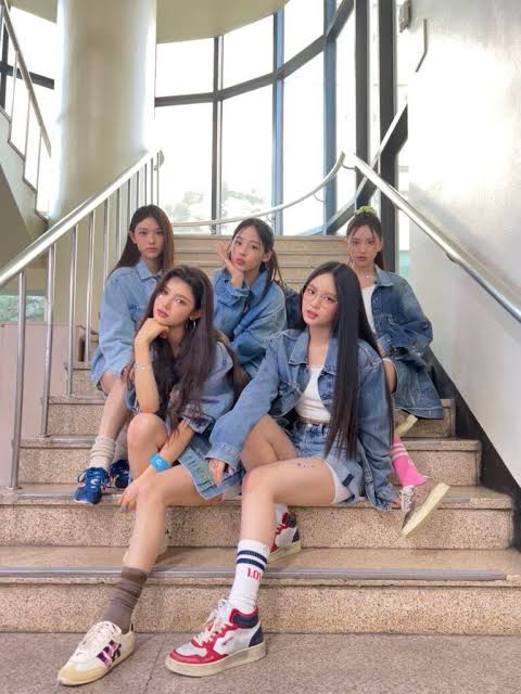 NewJeans