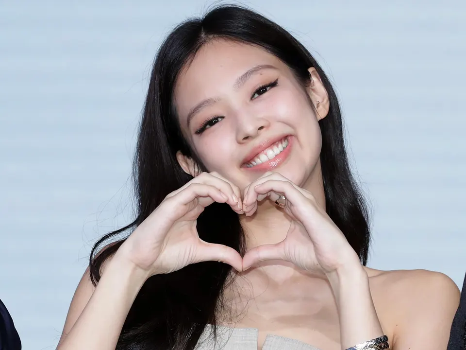 JENNIE - ZEN 